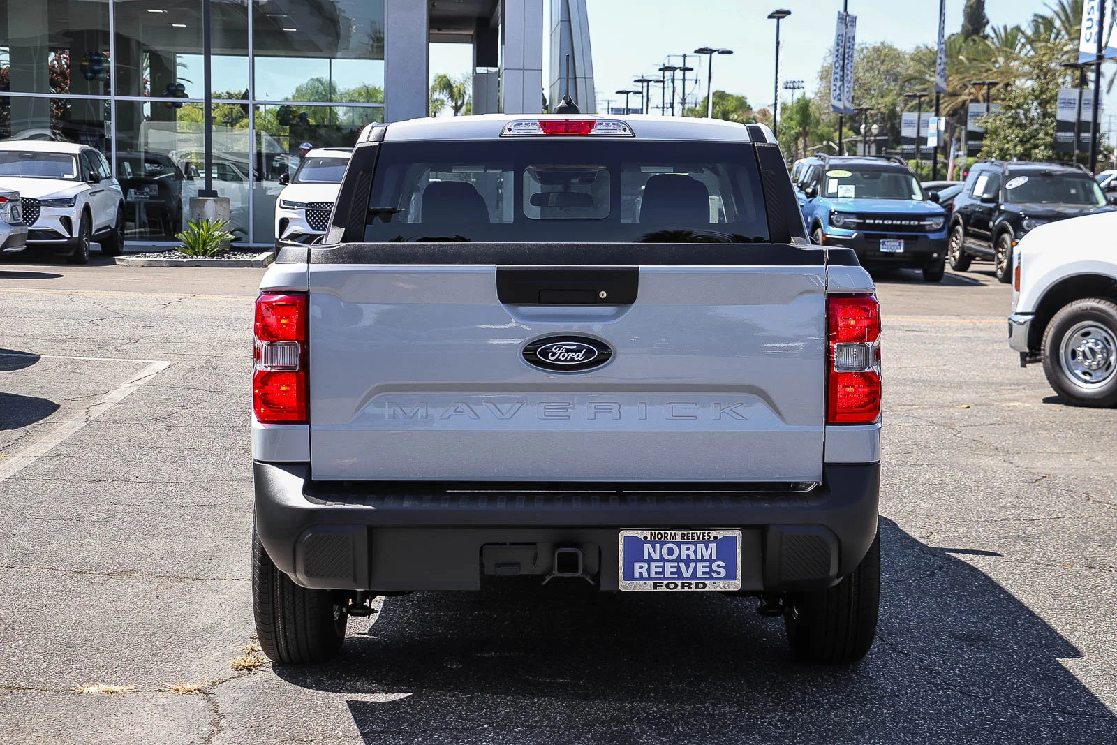 New 2026 Space White Metallic Ford XLT image 7