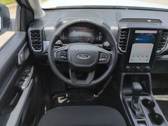 New 2026 Oxford White Ford XL image 16