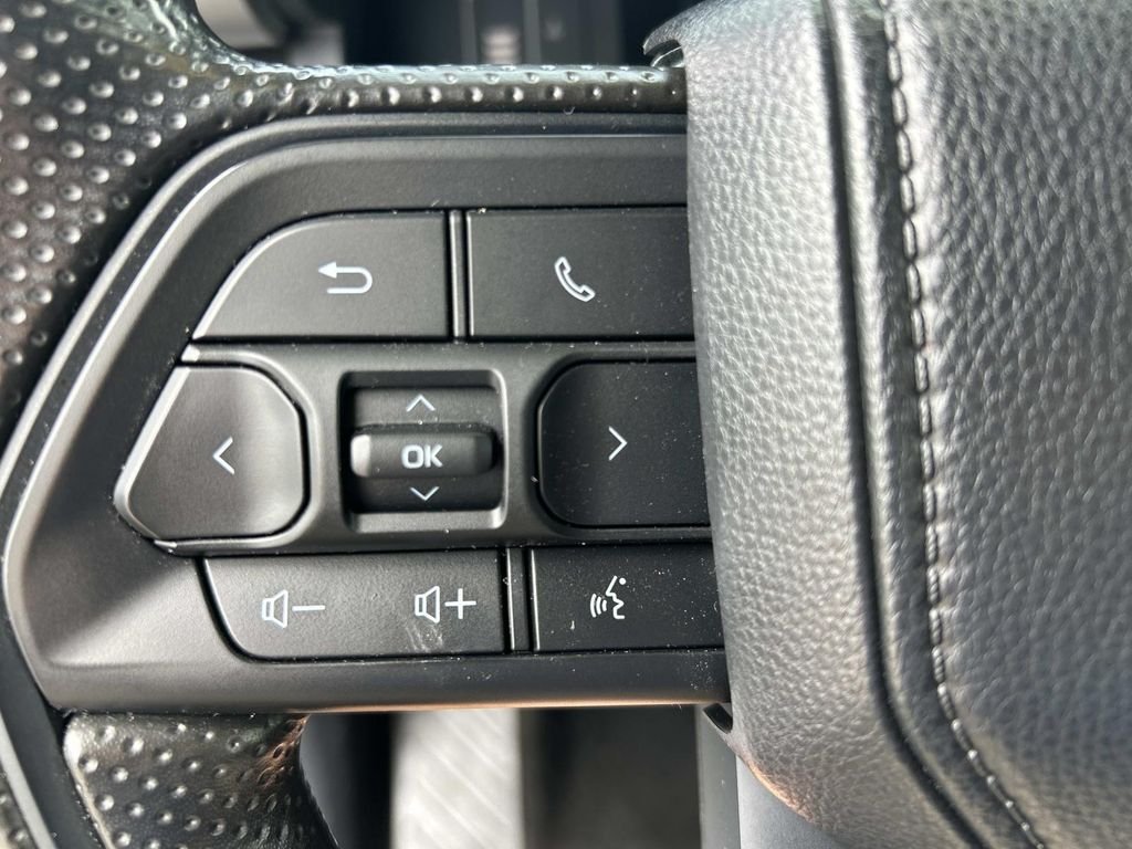 2024 Toyota Tacoma SR - Photo 21