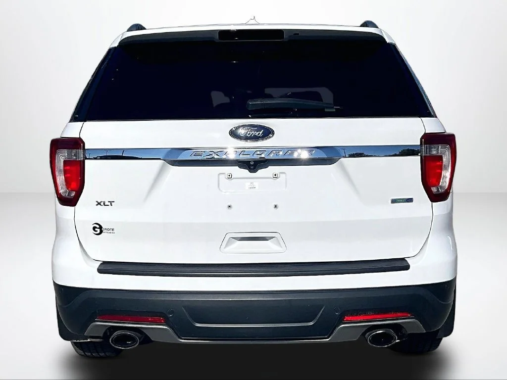 Used 2019 White Ford XLT image 5