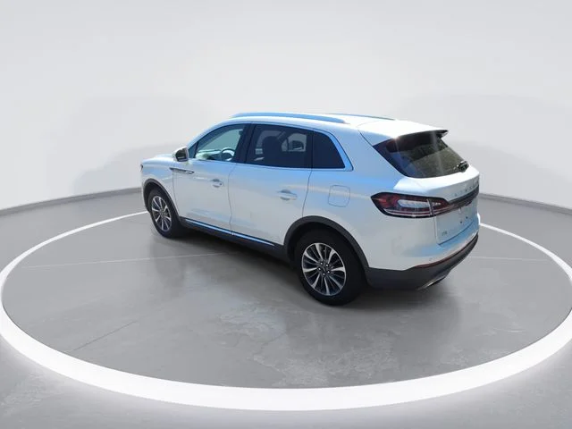 Used 2023 White Lincoln Standard image 6