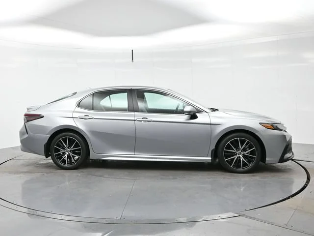 Used 2022 Celestial Silver Toyota SE image 8