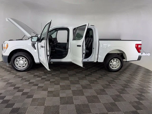 Used 2021 White Ford XL image 15
