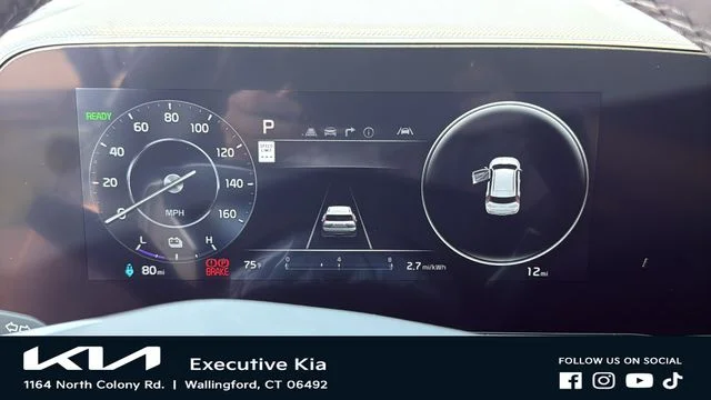 New 2026 White Kia Wind image 15