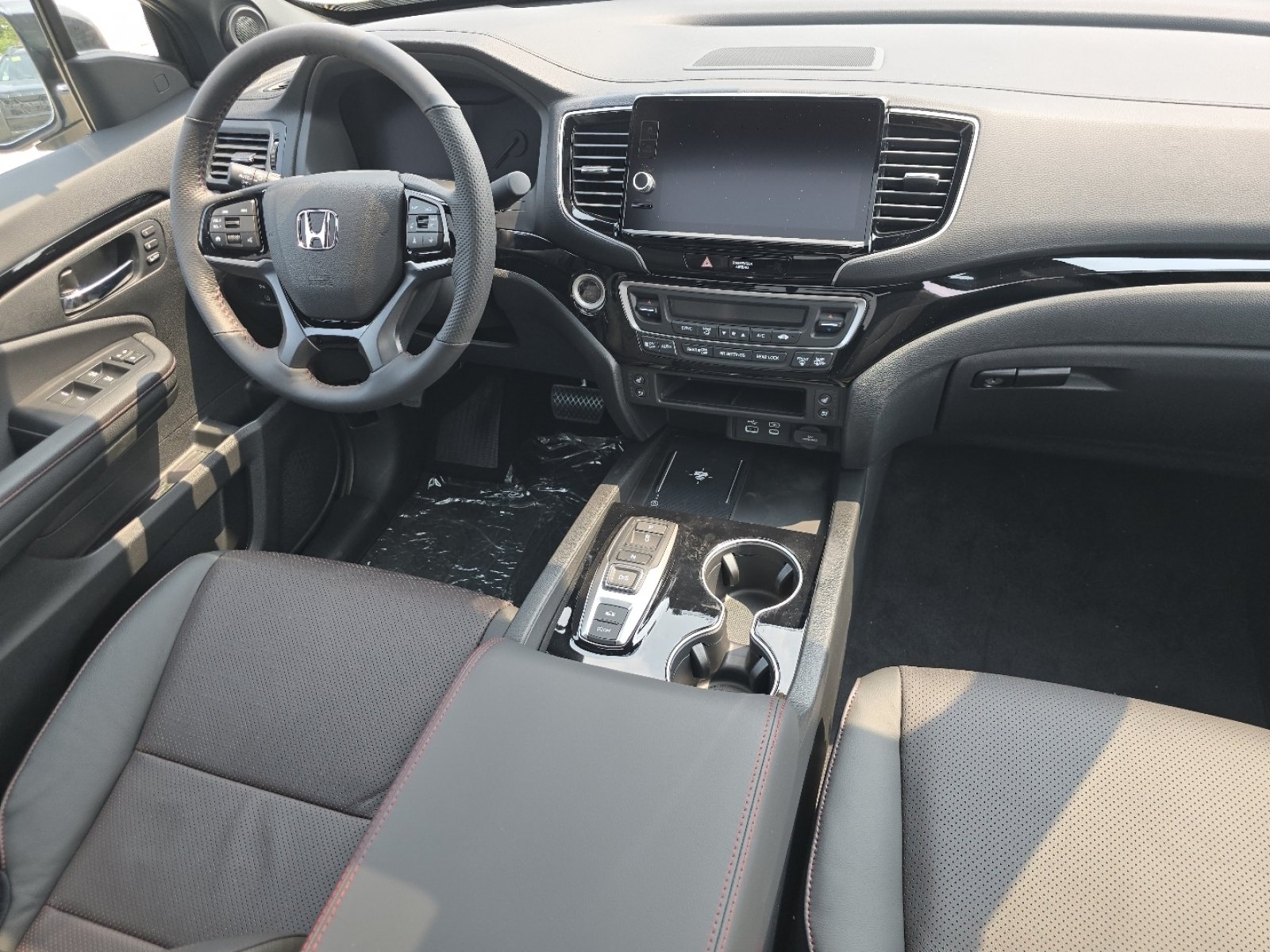 New 2026 Platinum White Pearl Honda Black Edition image 23