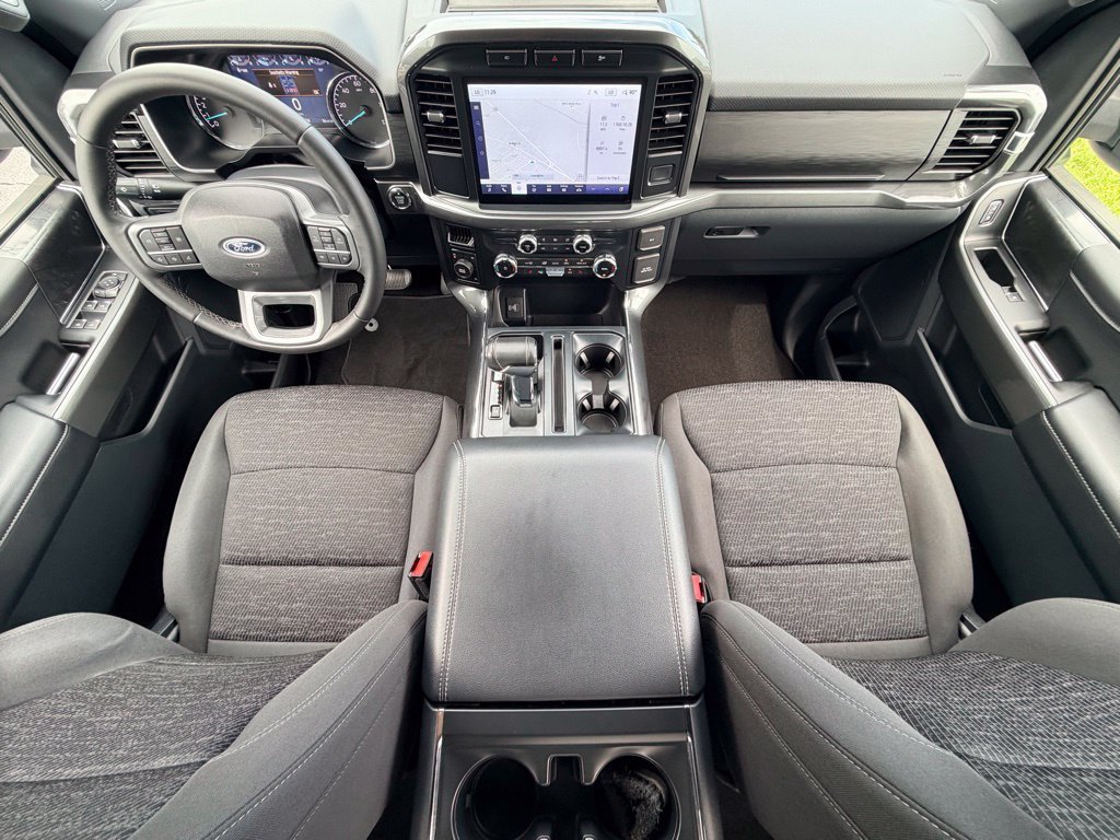Used 2023 Silver Ford XLT image 24