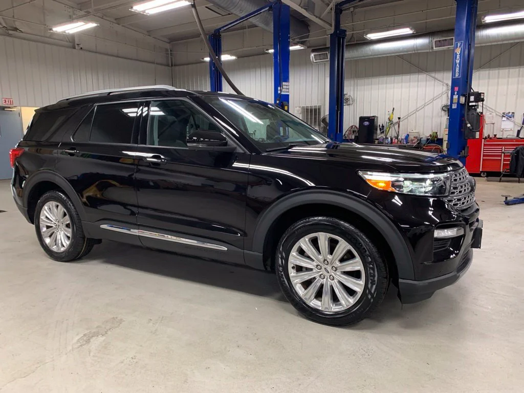 Used 2021 Black Ford Limited image 10