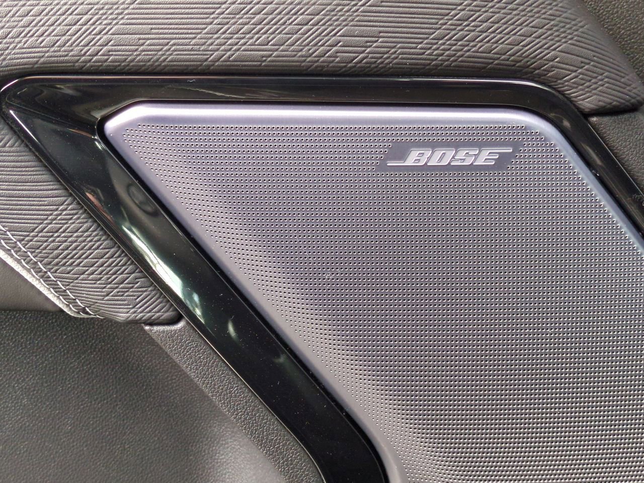 2026 GMC Sierra 1500 AT4X - Photo 25