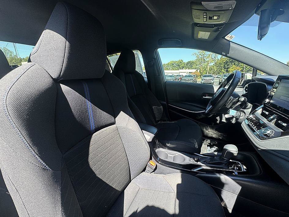 Certified Used 2022 Classic Silver Metallic Toyota SE image 22