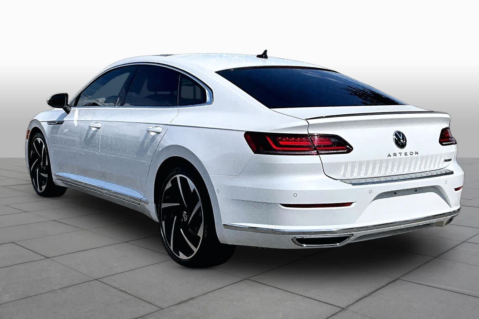 Used 2023 Opal White Pearl Volkswagen SEL Premium R-Line image 12