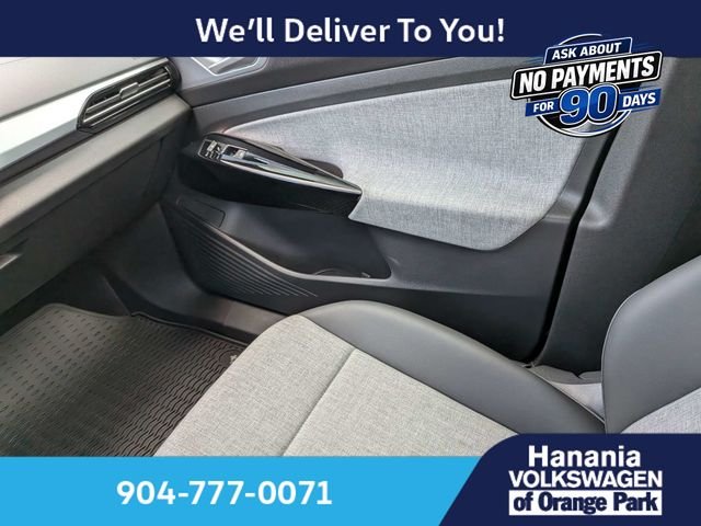 Used 2025 White Volkswagen Pro image 18