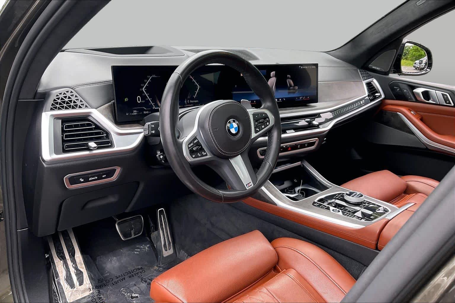 Used 2024 Manhattan Green Metallic BMW xDrive40i image 17