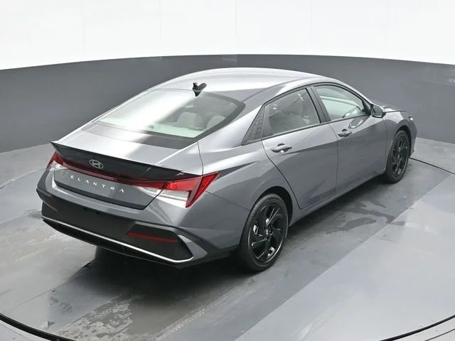 New 2026 Gray Hyundai SEL Sport image 17