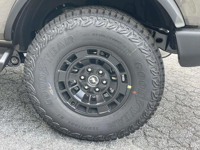 New 2026 Gray Ford Outer Banks image 7