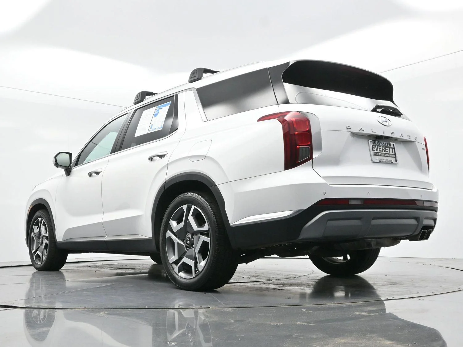 Used 2023 Hyper White Hyundai Limited image 56