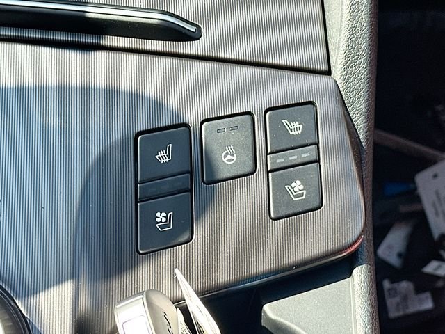New 2026 Shadow Matte Gray Kia SX Prestige image 21
