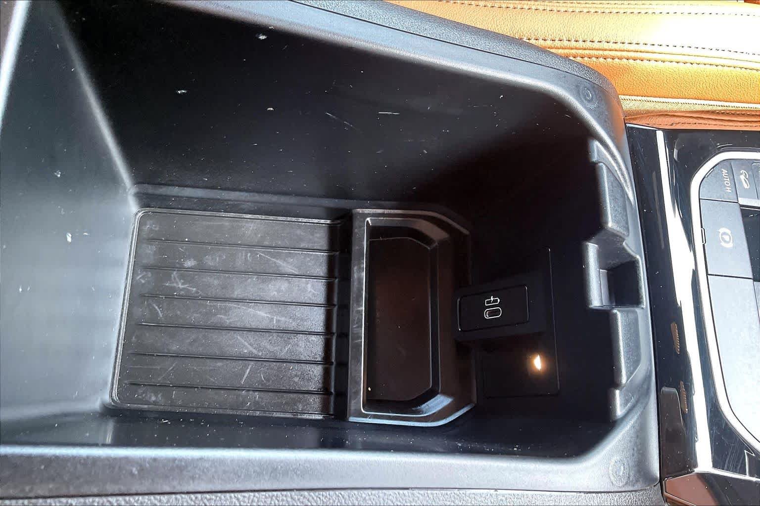 Certified Used 2024 Jet Black BMW xDrive30i image 34