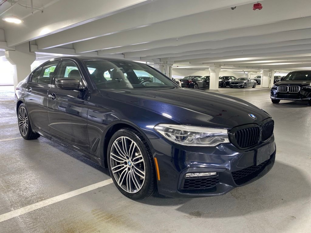 2018 BMW 5 Series 540i xDrive Sedan's photo