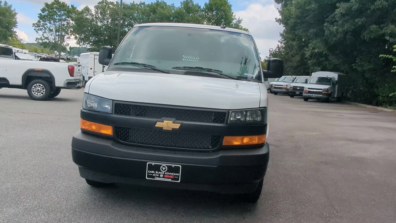 New 2025 Summit White Chevrolet Work Truck image 3