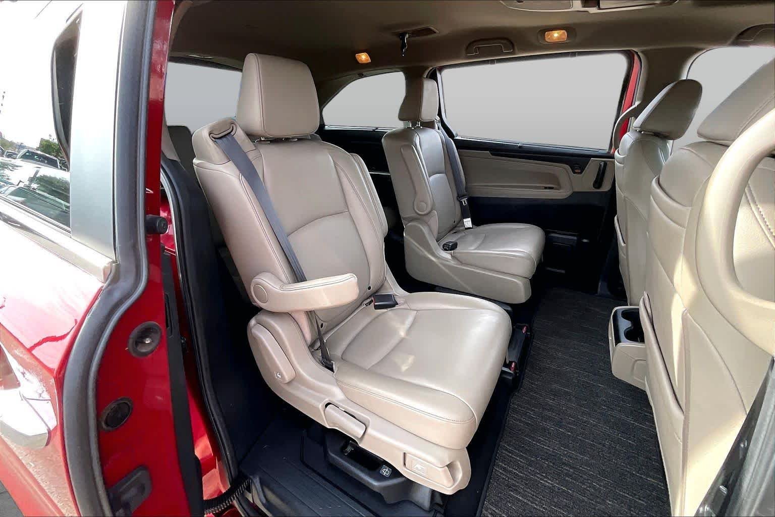 2024 Honda Odyssey Touring - Photo 20