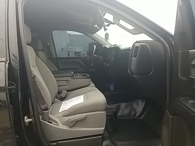 Used 2017 Black GMC Base image 26