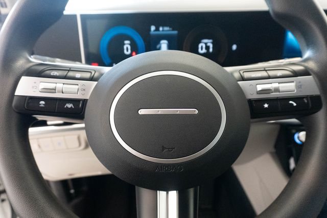 Used 2026 White Hyundai SEL image 13
