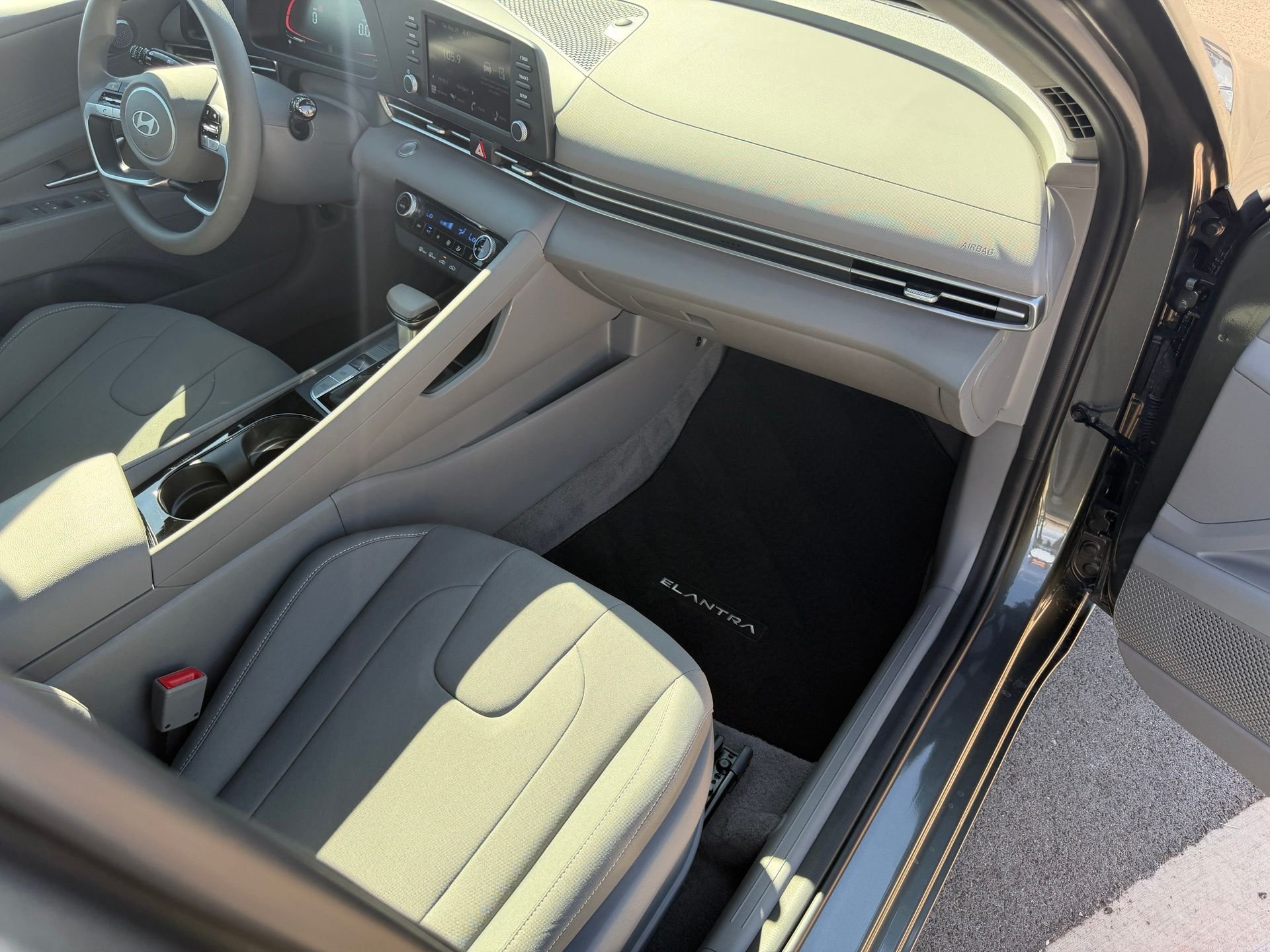 Certified Used 2025 Gray Hyundai Blue image 45
