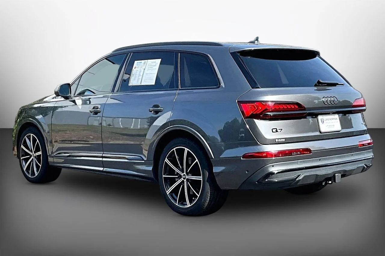 Certified Used 2024  Audi 55 Prestige image 6