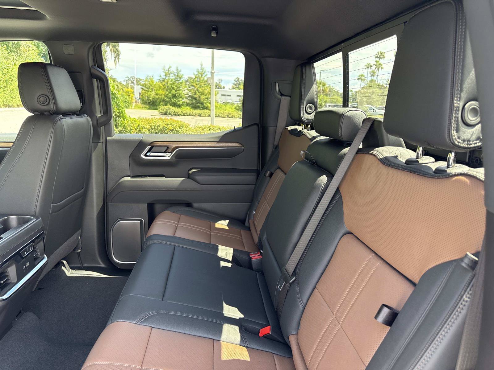 2026 Chevrolet Silverado 1500 High Country - Photo 11
