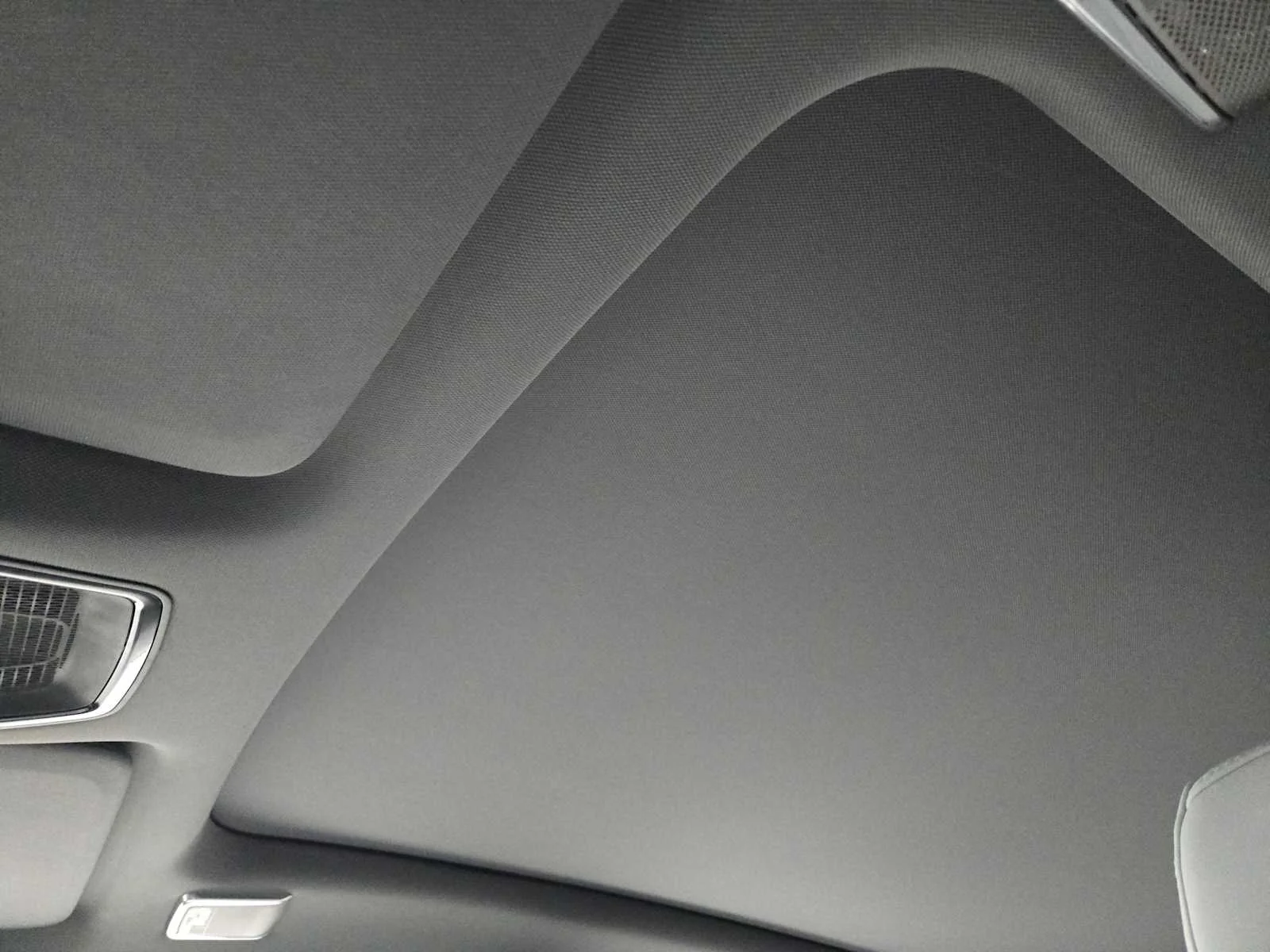 2026 Cadillac OPTIQ Luxury - Photo 18