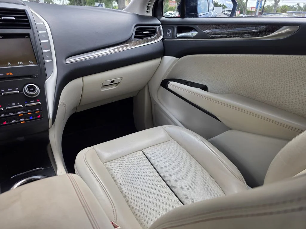 Used 2018 Blue Lincoln Black Label image 15