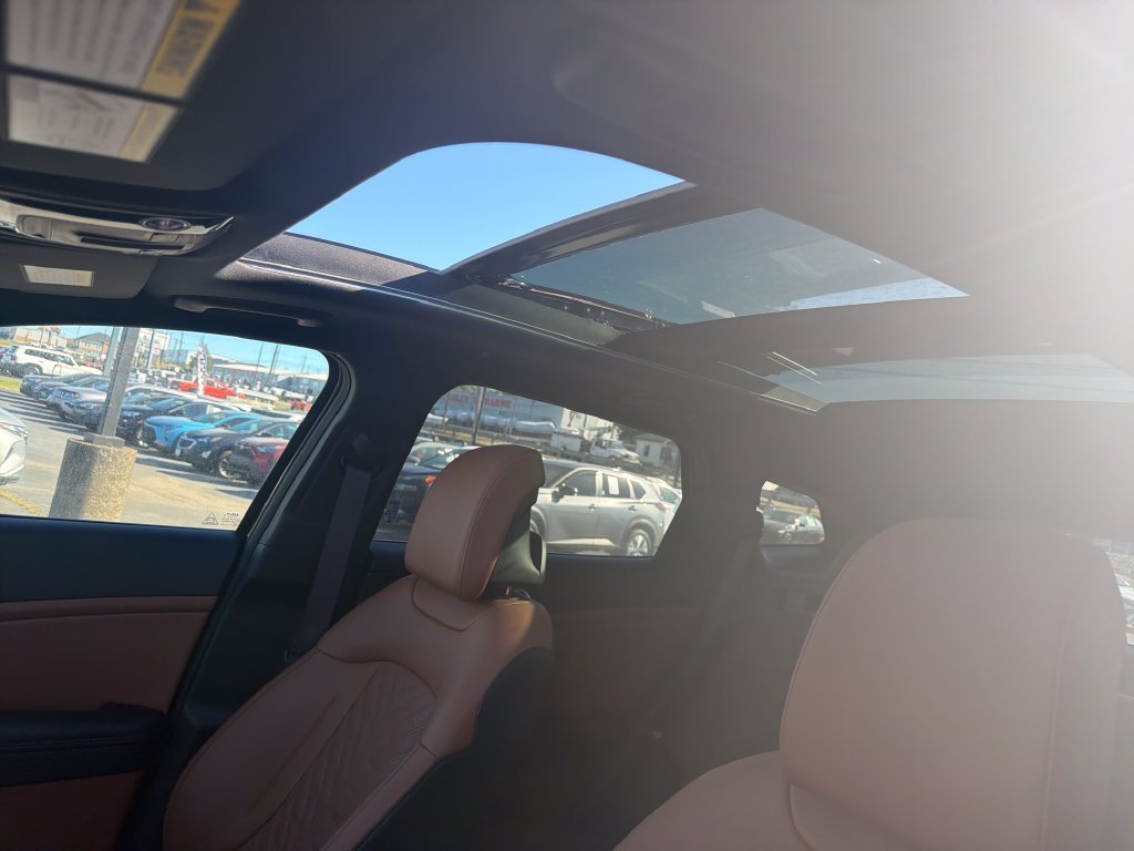 Used 2026 Black Kia X-Line image 24