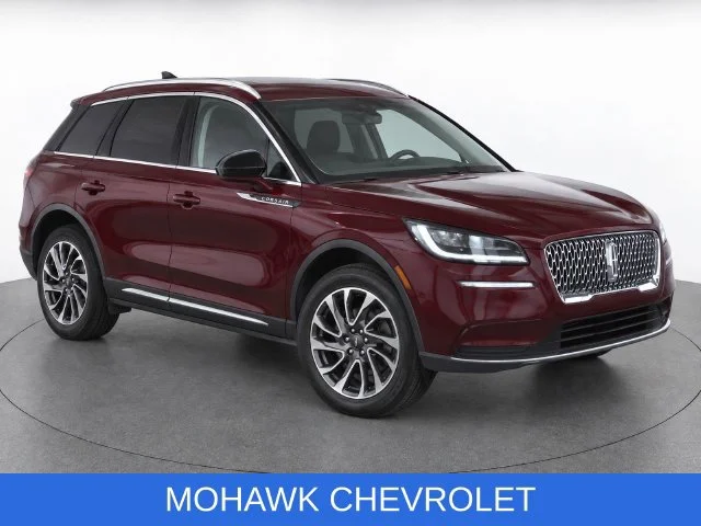 Used 2020 Red Lincoln Standard image 2