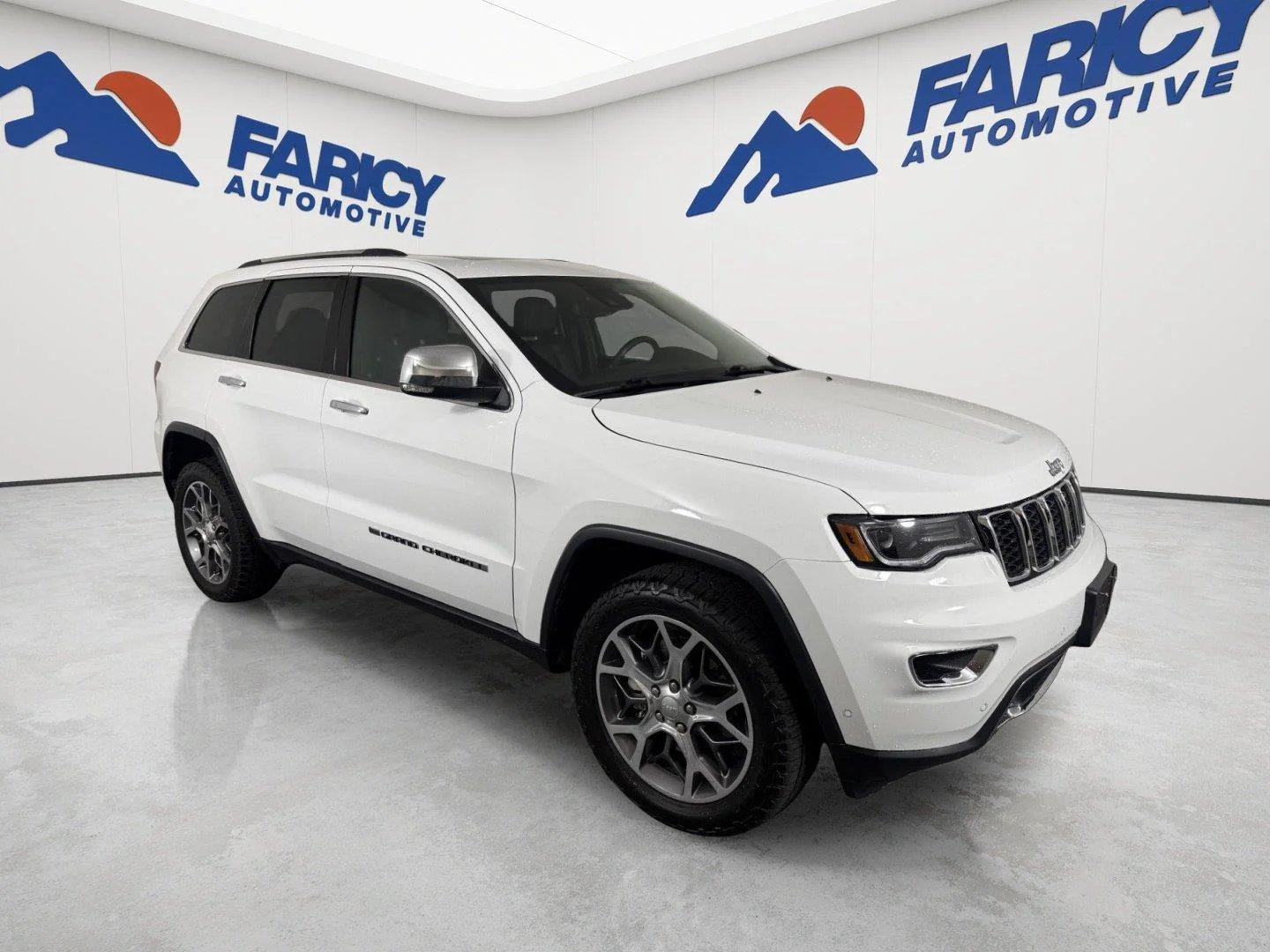 Used 2022 Bright White Clearcoat Jeep Limited image 1