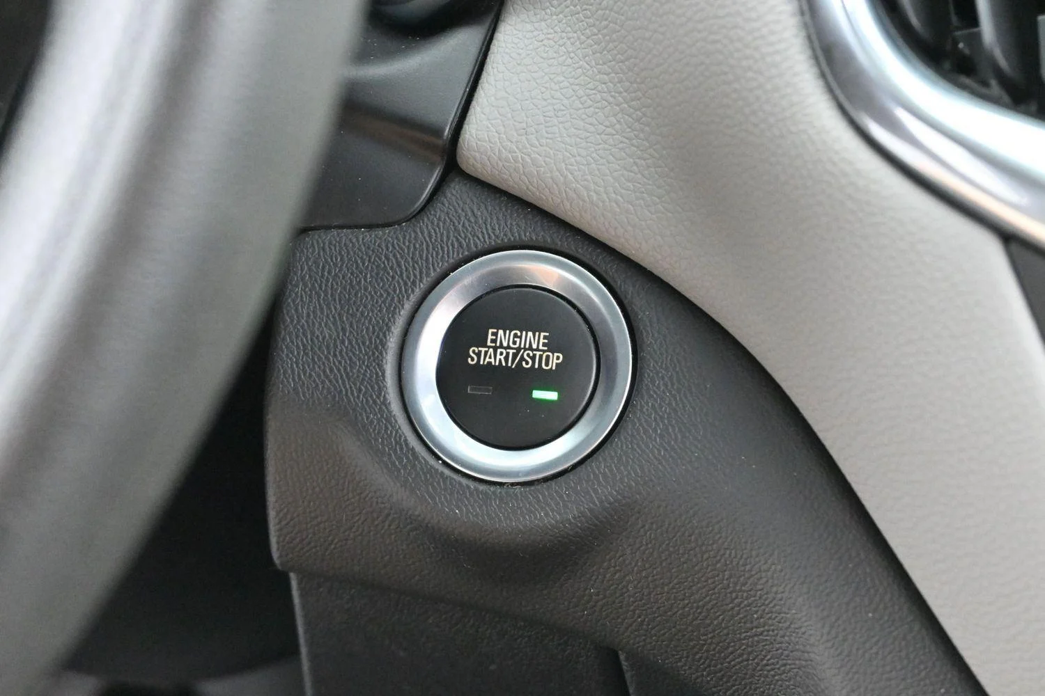 Used 2019 SUMMIT WHITE Chevrolet LS image 24