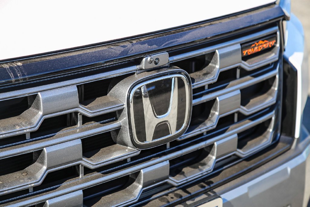 New 2026 Platinum White Pearl Honda TrailSport image 12