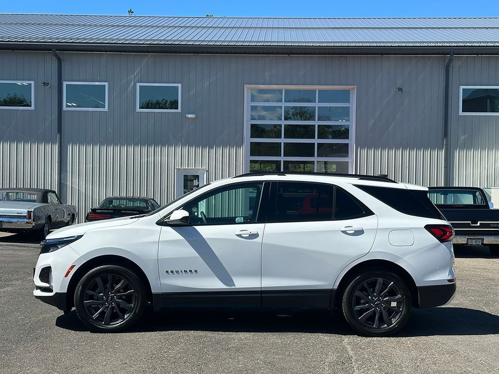 Used 2024 White Chevrolet RS image 10