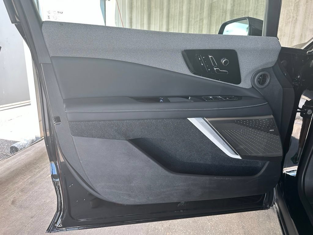 2026 Cadillac OPTIQ Luxury - Photo 7