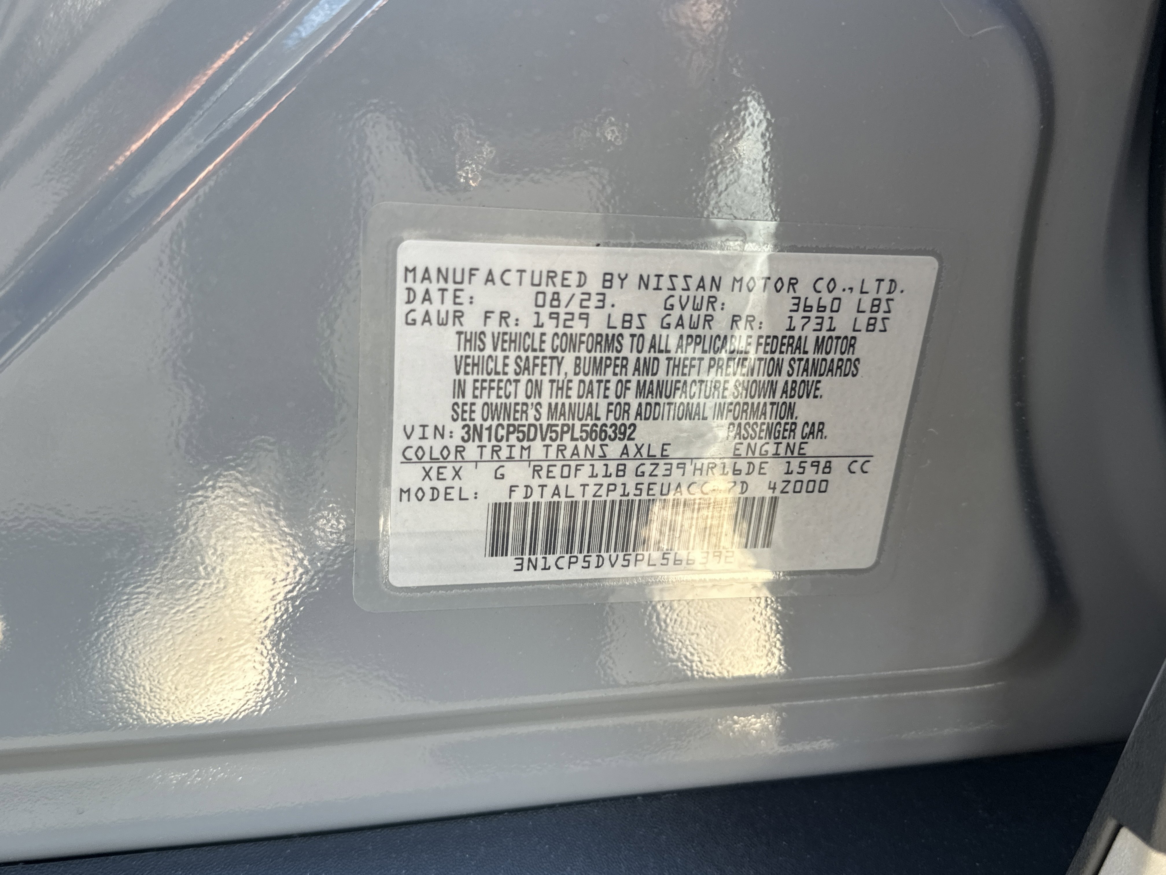 Used 2023 Gray/Super Black Nissan SR image 29