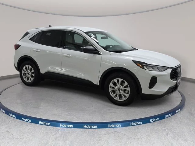 Used 2023 White Ford Active image 3