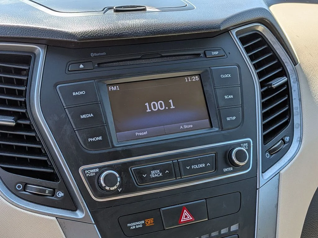 Used 2018 Blue Hyundai 2.4 Base image 13