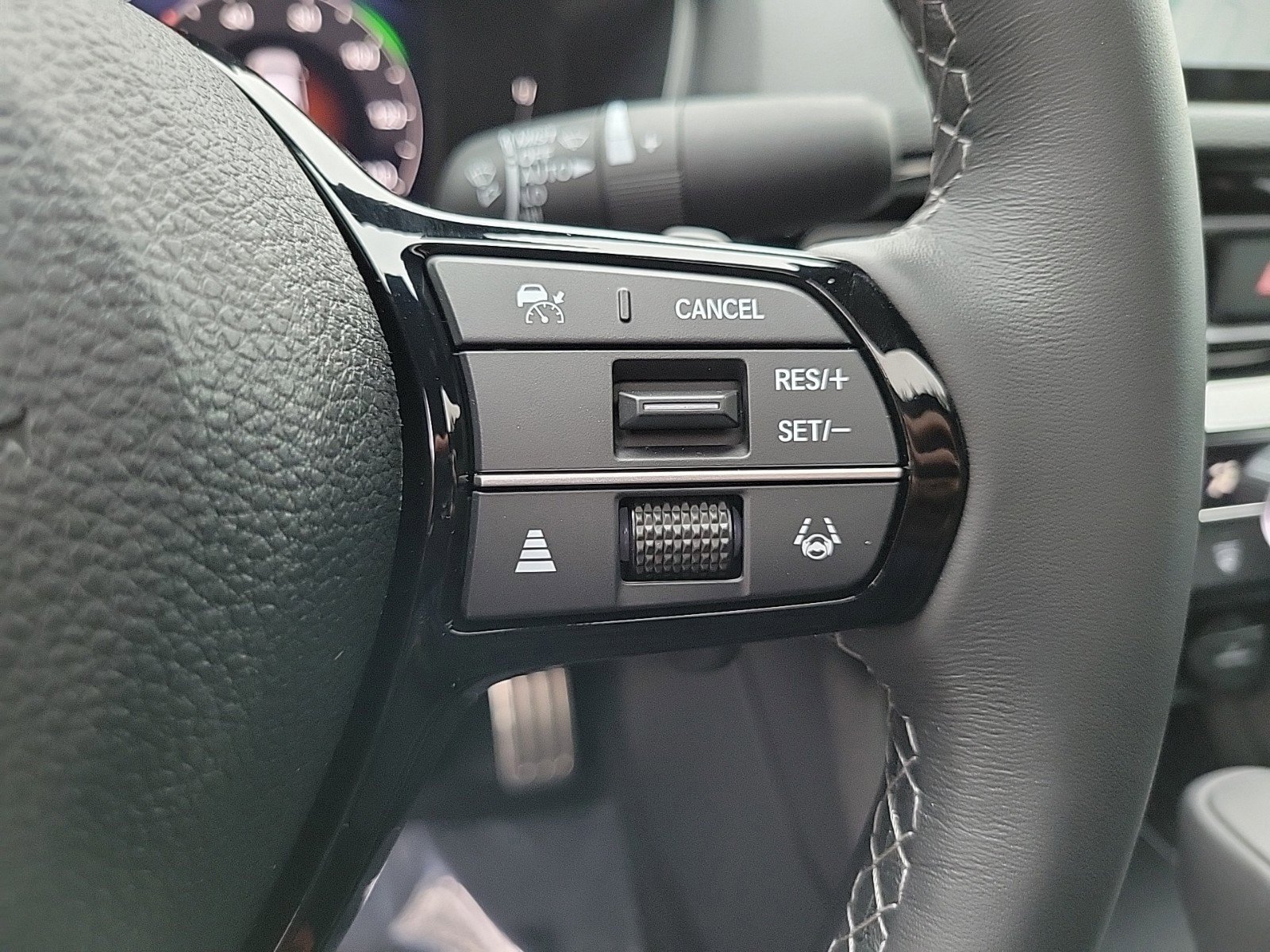 2025 Honda Civic Sport Touring - Photo 25