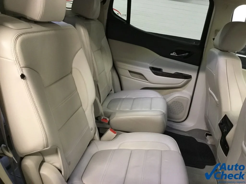 2020 GMC Acadia Denali - Photo 33
