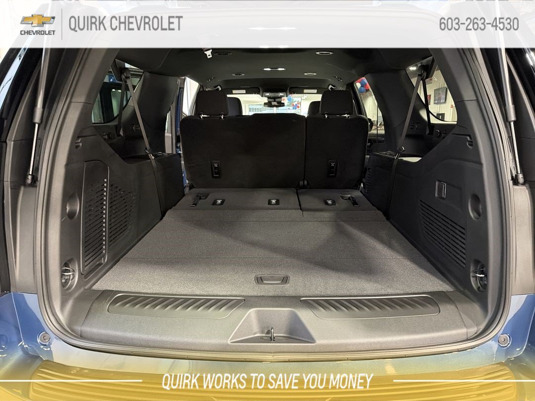 2026 Chevrolet Suburban LS - Photo 17