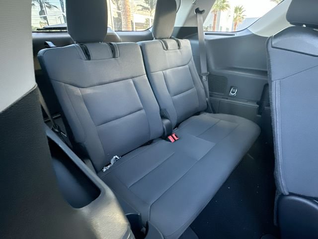 New 2026 Carbonized Gray Metallic Ford Active image 27