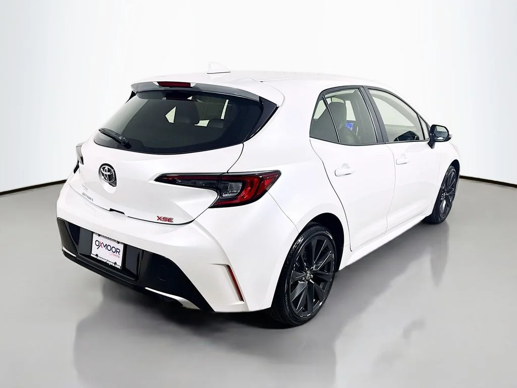Used 2024 Wind Chill Pearl Toyota XSE image 7