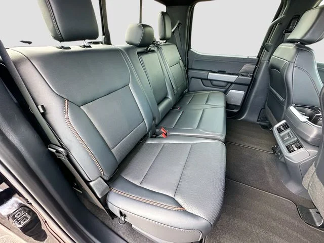 Used 2025 Black Ford Lariat image 28