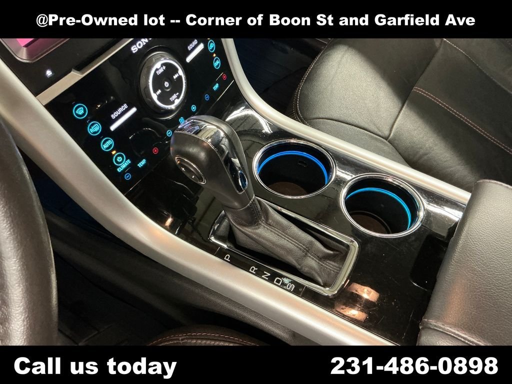 Used 2014 Gray Ford Limited image 24