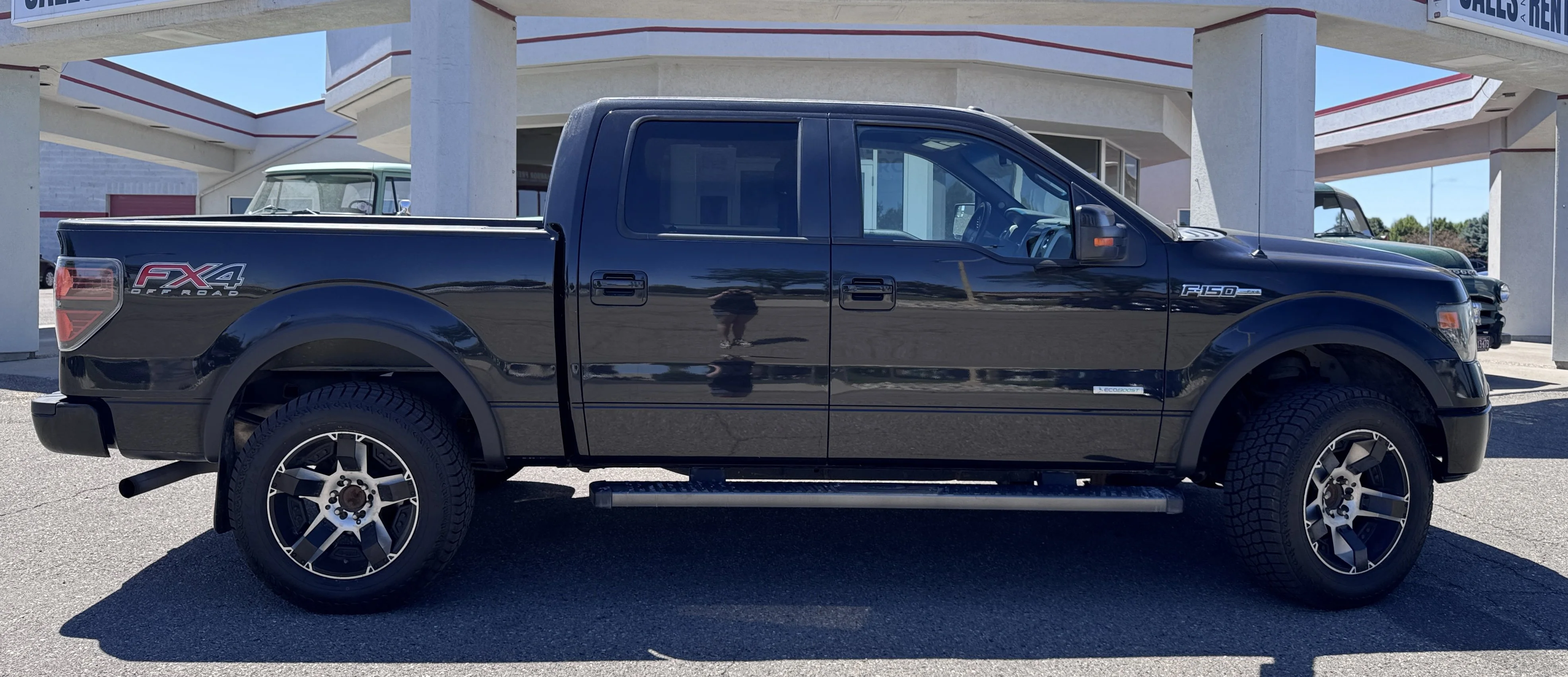 Used 2014 Black Ford FX4 image 9