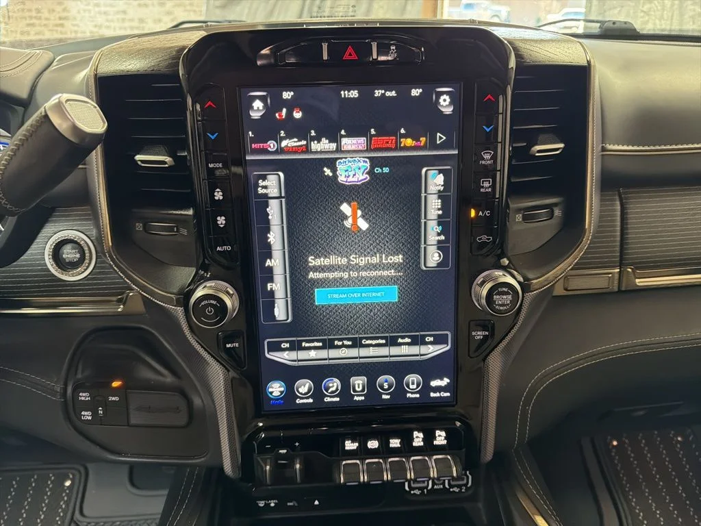 Used 2019 Diamond Black Crystal Pearlcoat Ram Limited image 19